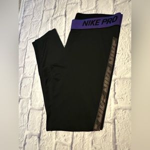 Women’s Nike Pro Leggings Never Worn
